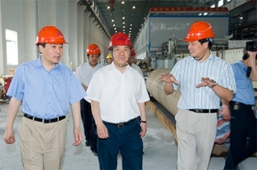 2007年5月25日，時任全國政協(xié)常委、經(jīng)濟委員會副主任、中國包裝聯(lián)合會會長石萬鵬一行來公司視察