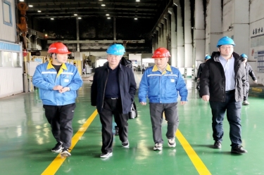 2024年 1月30日，浙江省經(jīng)信廳機(jī)關(guān)黨委二級(jí)巡視員孫自強(qiáng)蒞臨景興紙業(yè)開展歲末年初安全生產(chǎn)督導(dǎo)